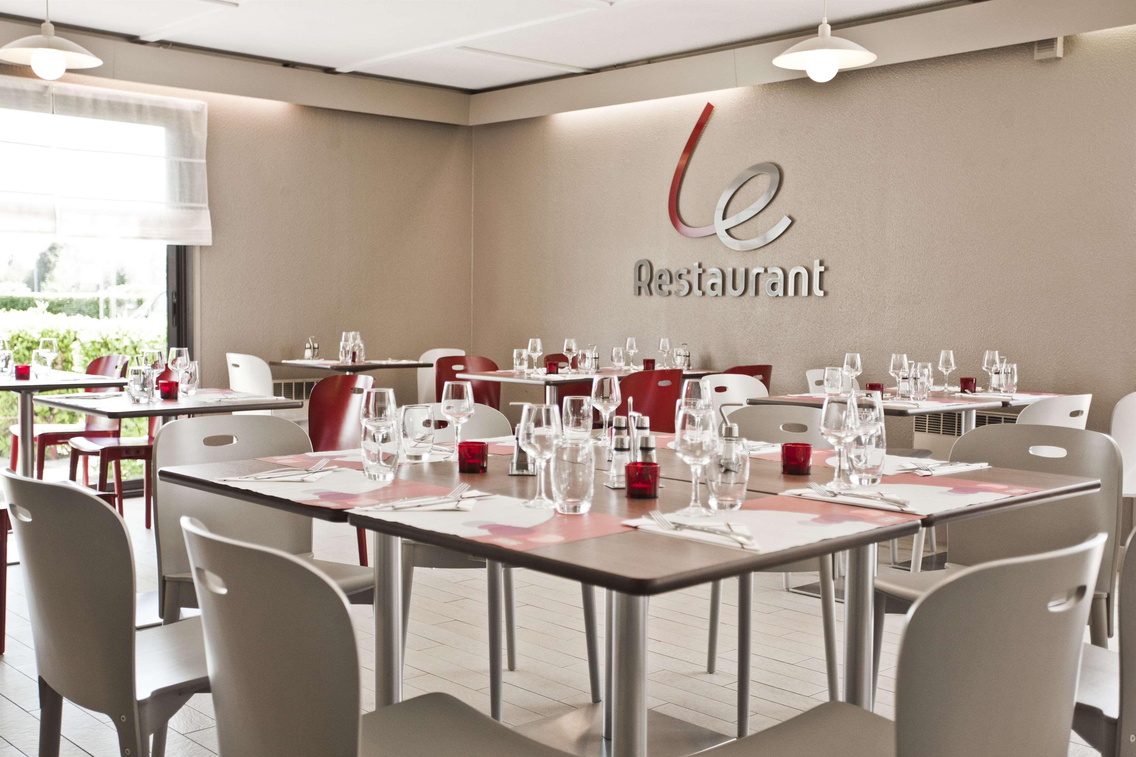 Campanile Nimes Sud - Caissargues Hotel Buitenkant foto