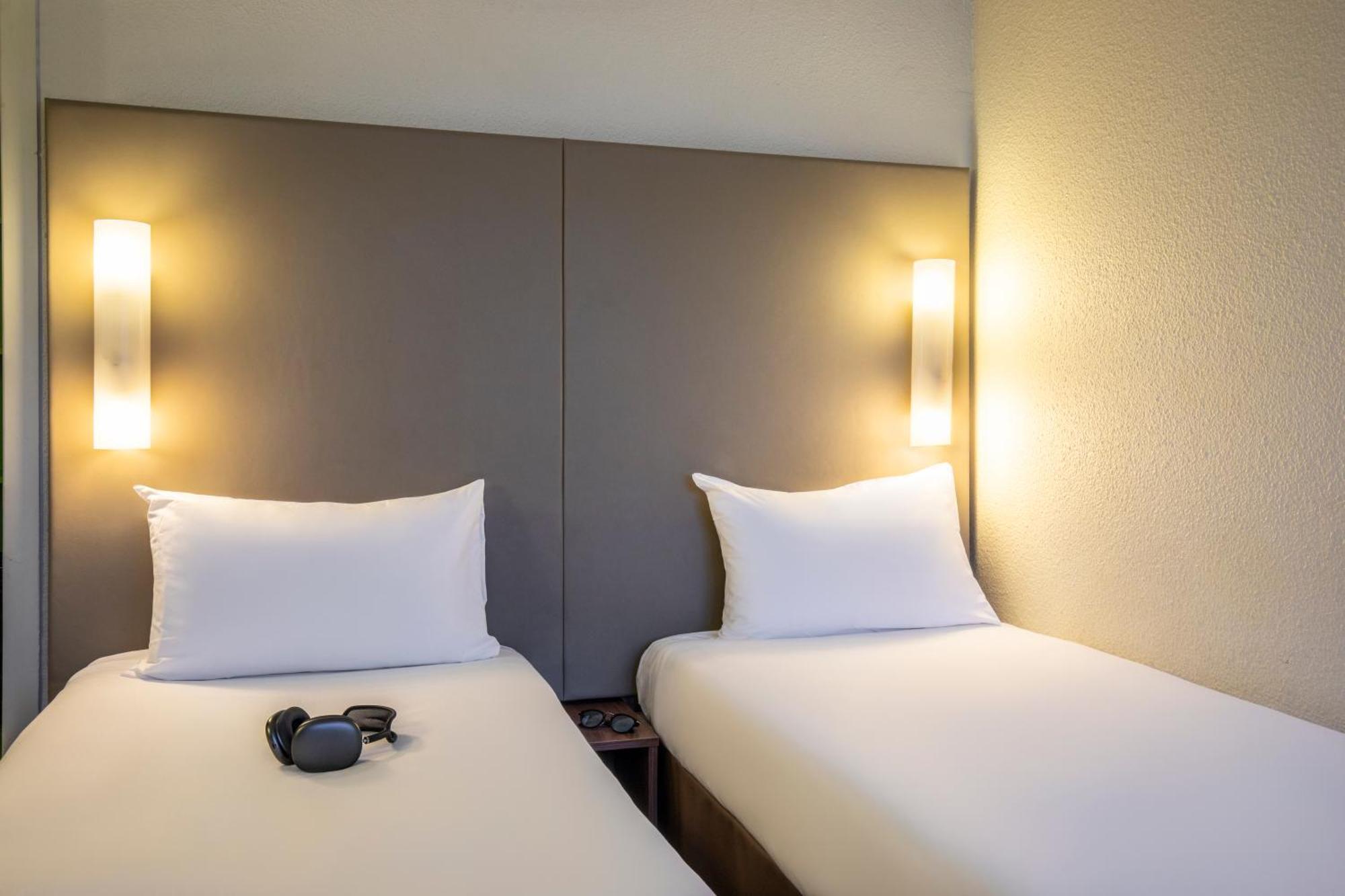 Campanile Nimes Sud - Caissargues Hotel Buitenkant foto