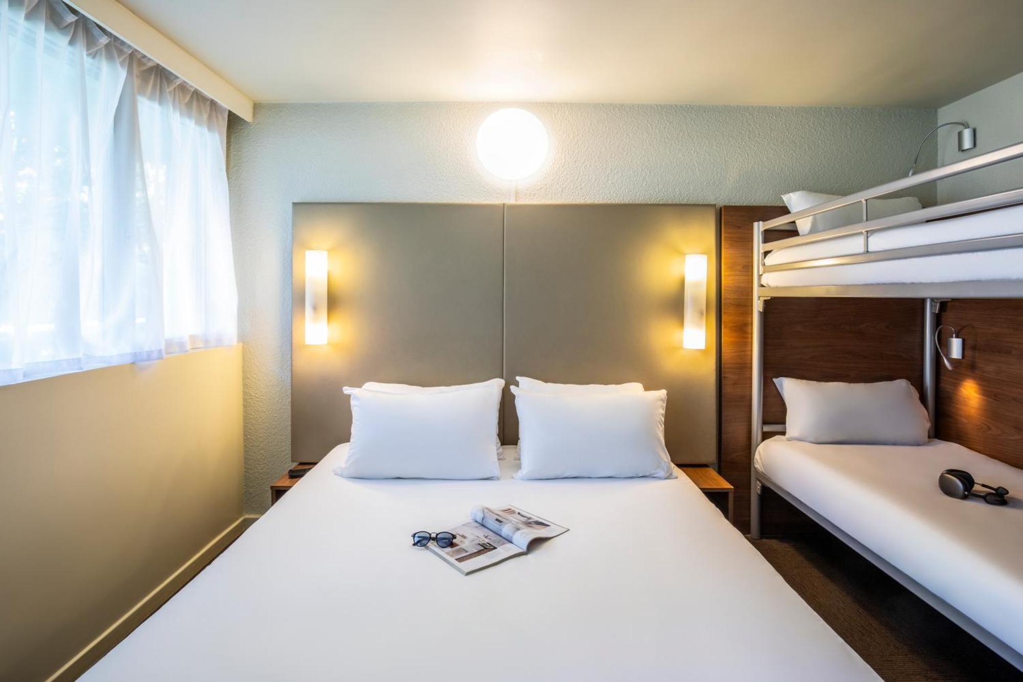 Campanile Nimes Sud - Caissargues Hotel Buitenkant foto