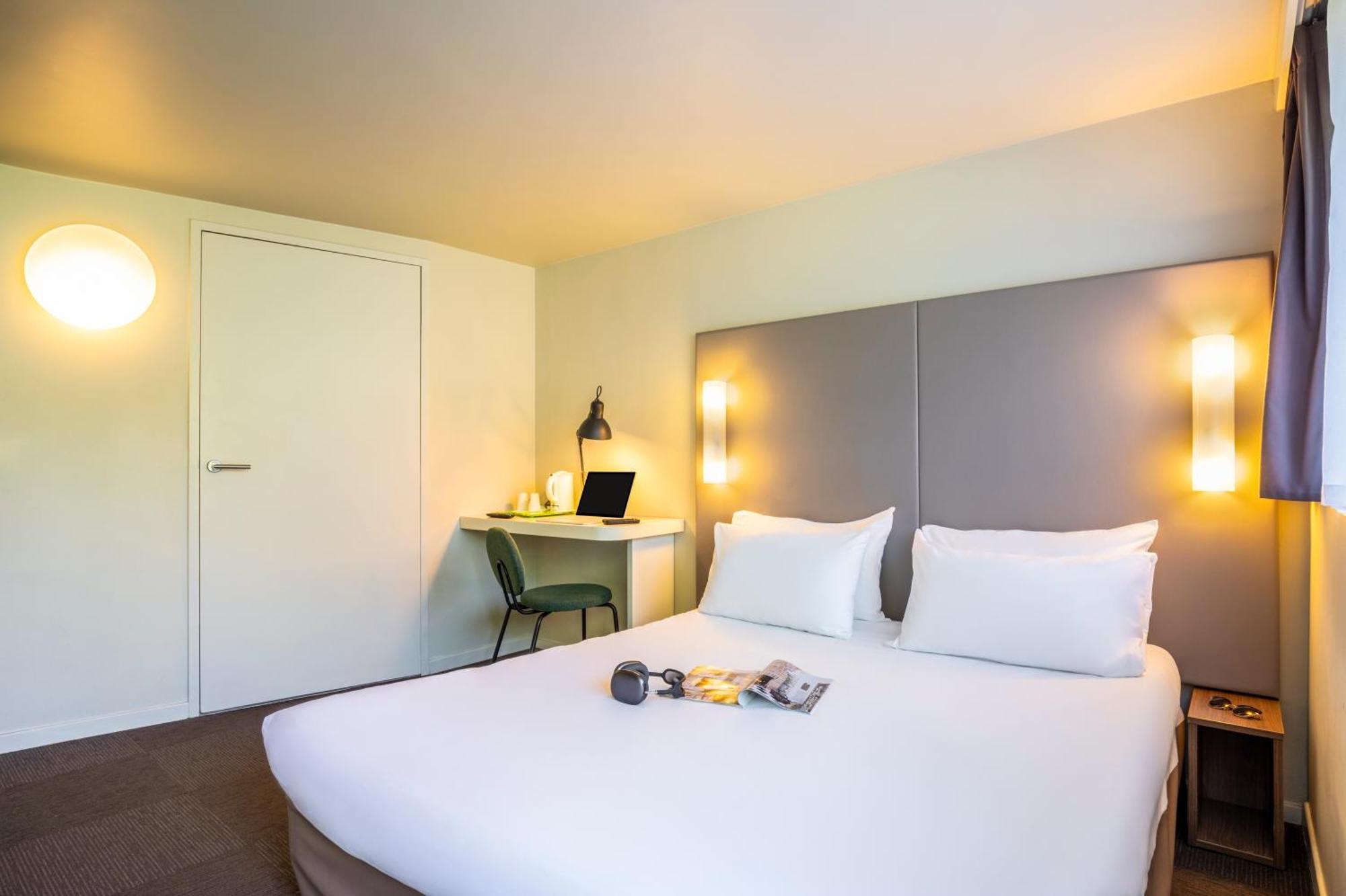 Campanile Nimes Sud - Caissargues Hotel Buitenkant foto